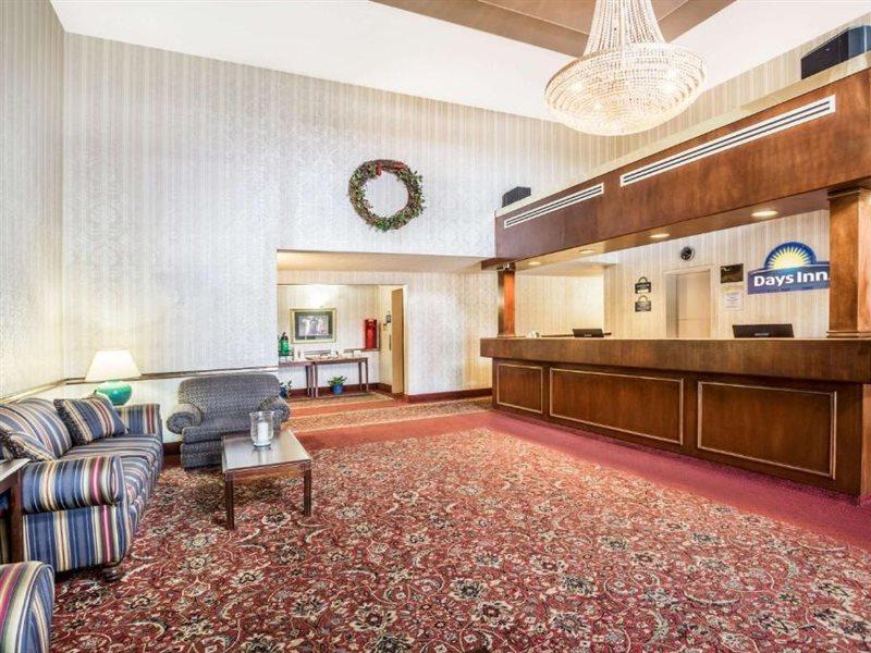 Days Inn By Wyndham Westminster Zewnętrze zdjęcie