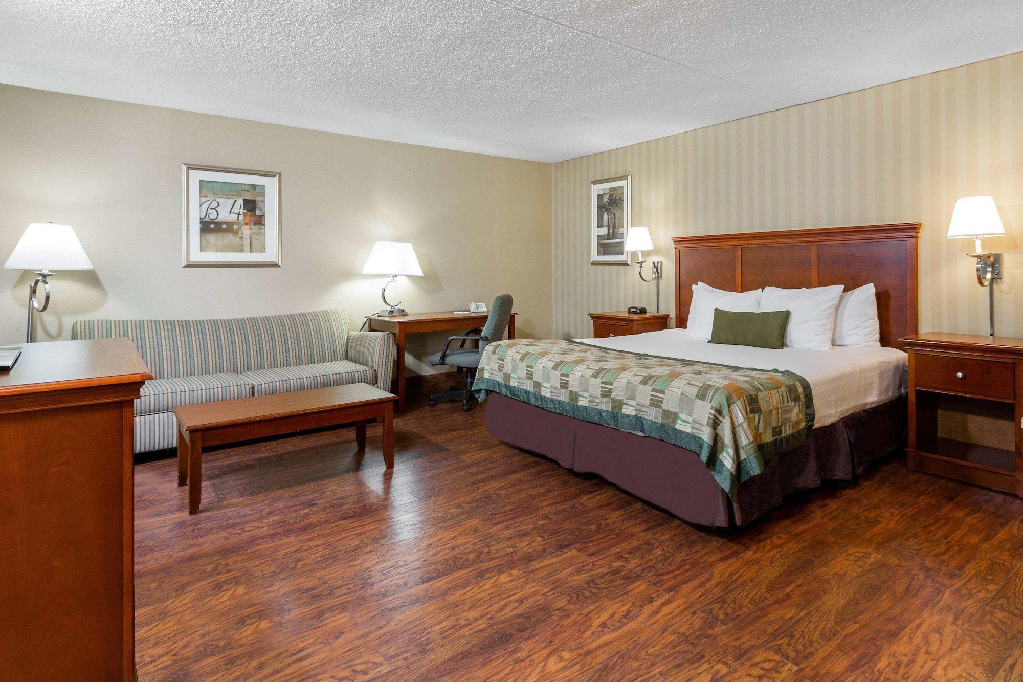 Days Inn By Wyndham Westminster Zewnętrze zdjęcie