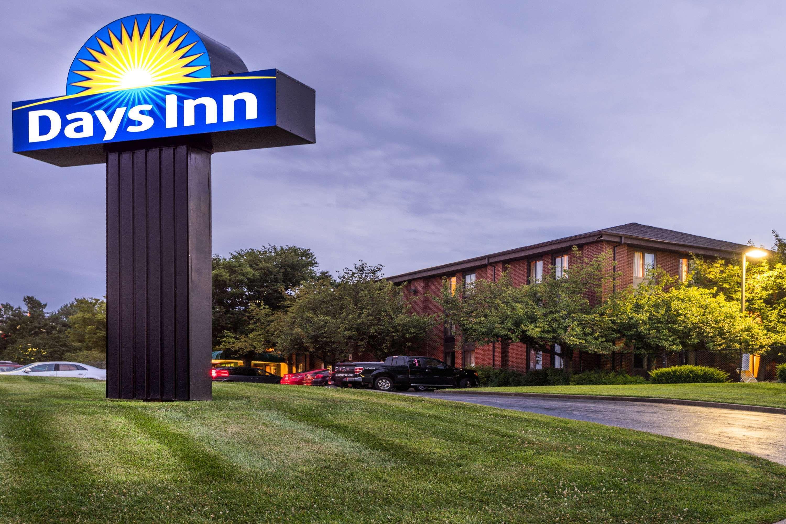Days Inn By Wyndham Westminster Zewnętrze zdjęcie